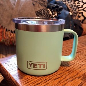NWT Yeti Mug Tumbler